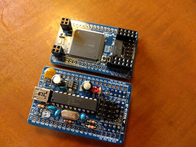 fpga_max10_cqqkit1.jpg