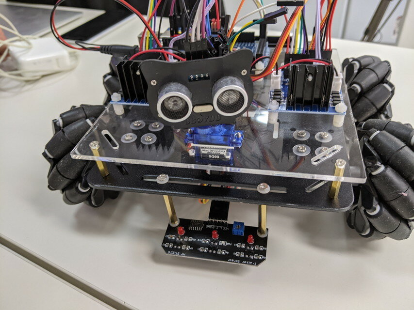 mecanum_lesson3_robot1.jpg