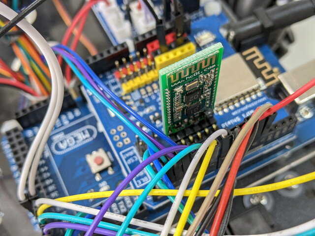 mecanum_lesson4_5_bluetooth_module.jpg